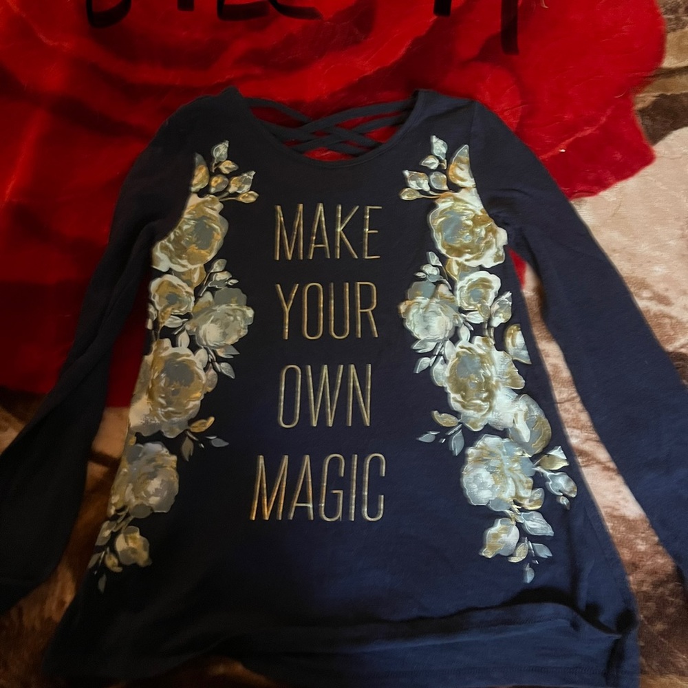Size M long sleeve